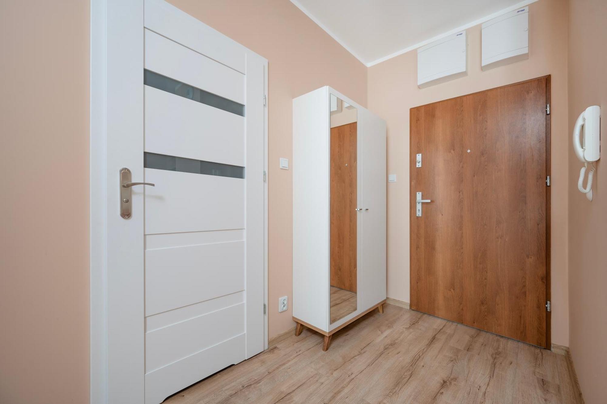 Pogonowskiego Beige Apartment Lodz  Luaran gambar